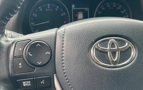 Toyota RAV4, 2018 год, 2 350 000 рублей, 12 фотография