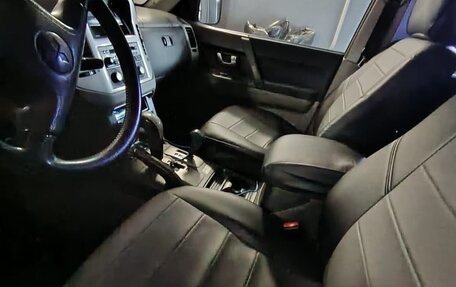 Mitsubishi Pajero III рестайлинг, 2004 год, 2 500 000 рублей, 5 фотография