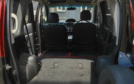 Toyota FunCargo, 2003 год, 700 000 рублей, 10 фотография