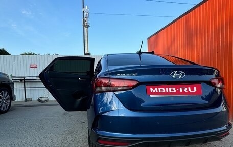 Hyundai Solaris II рестайлинг, 2021 год, 1 850 000 рублей, 12 фотография