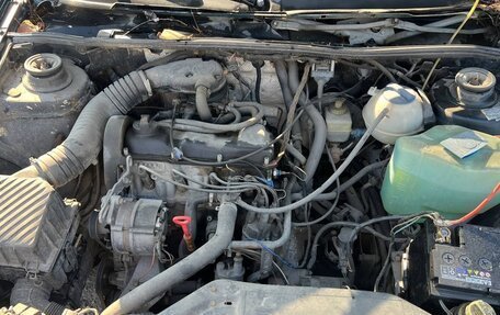 Volkswagen Passat B3, 1993 год, 300 000 рублей, 10 фотография