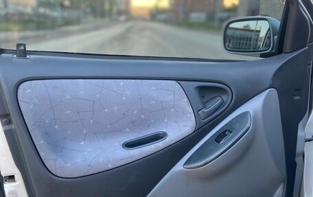 Toyota Vitz, 1999 год, 355 000 рублей, 8 фотография