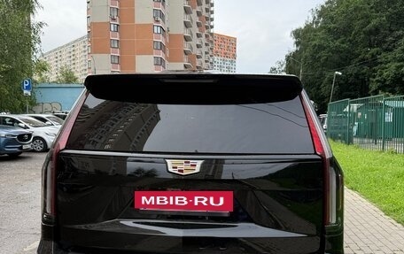 Cadillac Escalade V, 2023 год, 16 800 000 рублей, 2 фотография