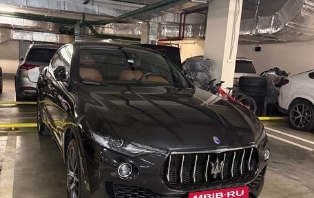 Maserati Levante I, 2017 год, 4 050 000 рублей, 2 фотография