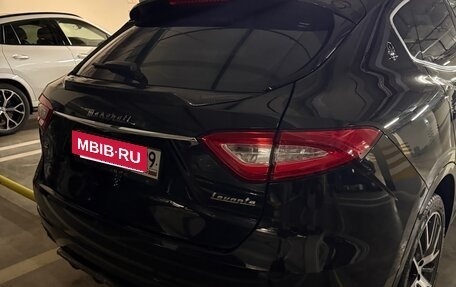 Maserati Levante I, 2017 год, 4 050 000 рублей, 4 фотография