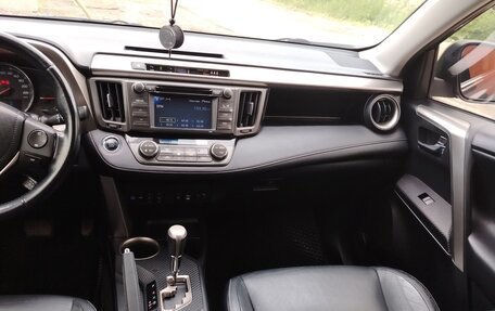 Toyota RAV4, 2013 год, 1 960 000 рублей, 8 фотография