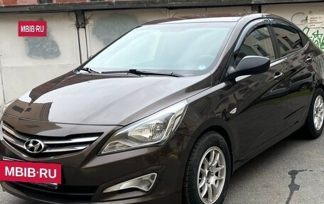 Hyundai Solaris II рестайлинг, 2015 год, 725 000 рублей, 3 фотография