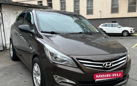 Hyundai Solaris II рестайлинг, 2015 год, 725 000 рублей, 4 фотография