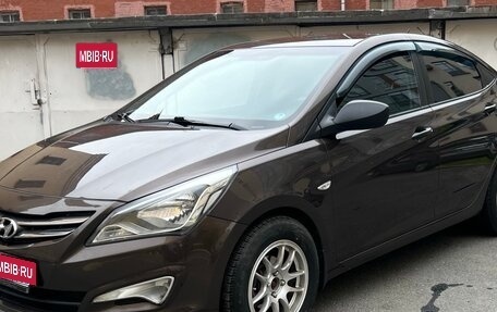 Hyundai Solaris II рестайлинг, 2015 год, 725 000 рублей, 2 фотография