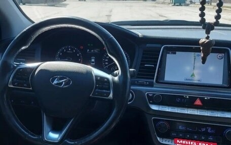 Hyundai Sonata VII, 2017 год, 1 950 000 рублей, 12 фотография