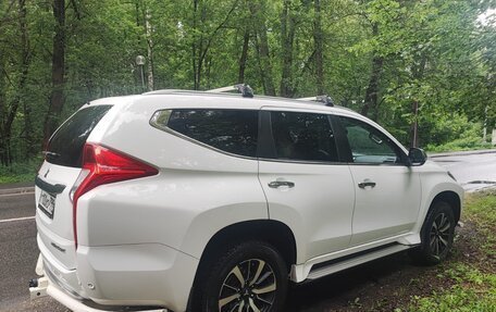 Mitsubishi Pajero Sport III рестайлинг, 2019 год, 3 500 000 рублей, 7 фотография