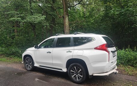 Mitsubishi Pajero Sport III рестайлинг, 2019 год, 3 500 000 рублей, 8 фотография