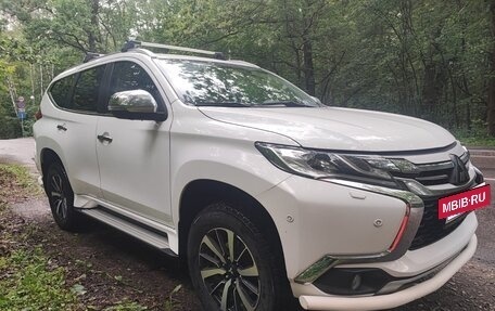 Mitsubishi Pajero Sport III рестайлинг, 2019 год, 3 500 000 рублей, 11 фотография