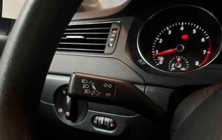 Volkswagen Jetta VI, 2015 год, 1 341 000 рублей, 19 фотография