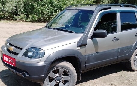 Chevrolet Niva I рестайлинг, 2019 год, 920 000 рублей, 5 фотография