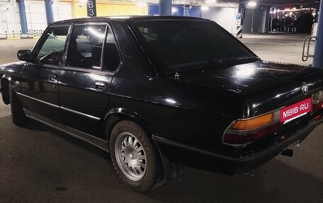 BMW 5 серия, 1986 год, 250 000 рублей, 3 фотография