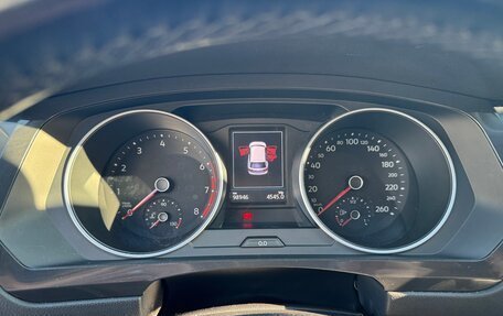 Volkswagen Tiguan II, 2017 год, 2 000 000 рублей, 10 фотография