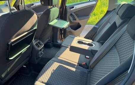 Volkswagen Tiguan II, 2017 год, 2 000 000 рублей, 8 фотография