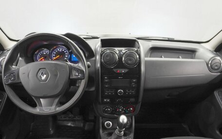 Renault Duster I рестайлинг, 2017 год, 942 000 рублей, 9 фотография