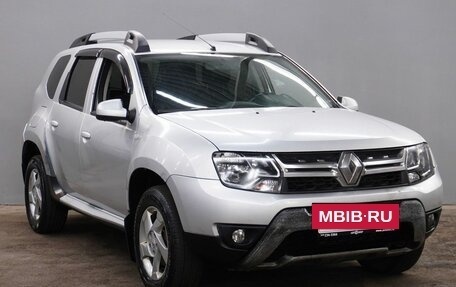 Renault Duster I рестайлинг, 2017 год, 942 000 рублей, 3 фотография