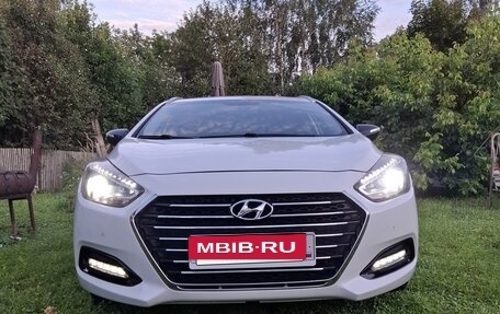 Hyundai i40 I рестайлинг, 2017 год, 1 300 000 рублей, 13 фотография