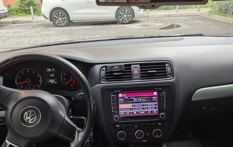 Volkswagen Jetta VI, 2012 год, 1 250 000 рублей, 5 фотография