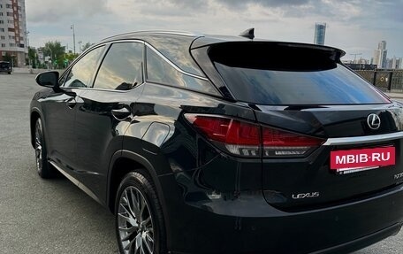 Lexus RX IV рестайлинг, 2021 год, 7 100 000 рублей, 5 фотография