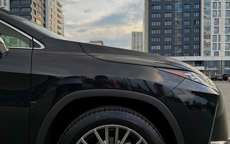 Lexus RX IV рестайлинг, 2021 год, 7 100 000 рублей, 28 фотография