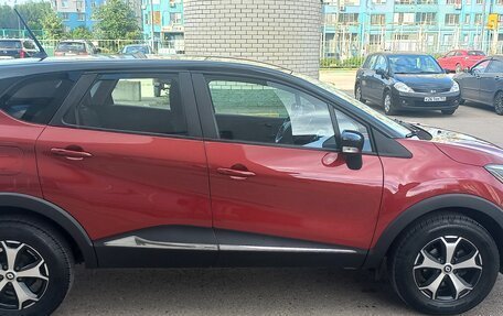 Renault Kaptur I рестайлинг, 2022 год, 2 150 000 рублей, 6 фотография