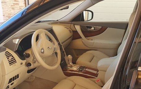 Infiniti FX II, 2010 год, 2 300 000 рублей, 2 фотография