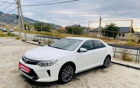 Toyota Camry, 2014 год, 1 470 000 рублей, 2 фотография