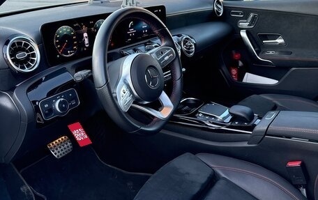 Mercedes-Benz A-Класс AMG, 2021 год, 4 490 000 рублей, 9 фотография
