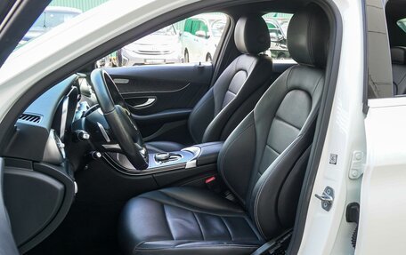 Mercedes-Benz C-Класс, 2017 год, 2 400 000 рублей, 10 фотография