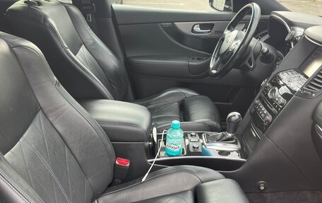 Infiniti QX70, 2014 год, 2 430 000 рублей, 8 фотография