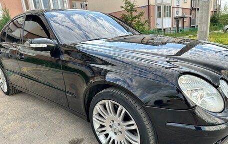 Mercedes-Benz E-Класс, 2005 год, 650 000 рублей, 17 фотография
