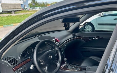 Mercedes-Benz E-Класс, 2005 год, 650 000 рублей, 26 фотография