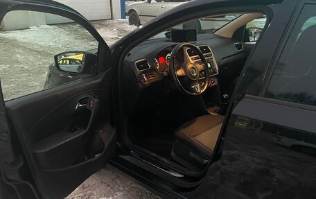 Volkswagen Polo VI (EU Market), 2013 год, 700 000 рублей, 3 фотография