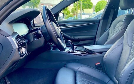 BMW 5 серия, 2022 год, 3 999 000 рублей, 8 фотография