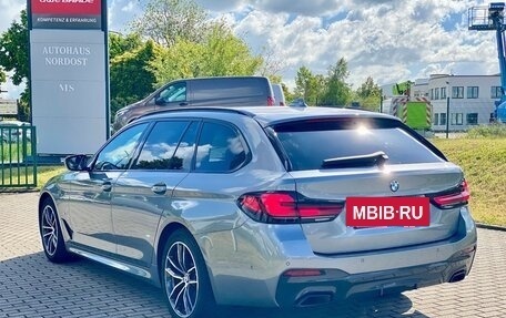 BMW 5 серия, 2022 год, 3 999 000 рублей, 4 фотография