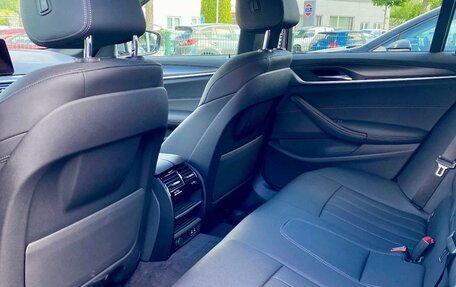 BMW 5 серия, 2022 год, 3 999 000 рублей, 12 фотография
