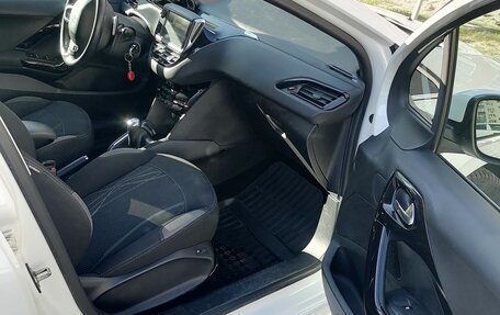 Peugeot 208 II, 2013 год, 660 000 рублей, 8 фотография