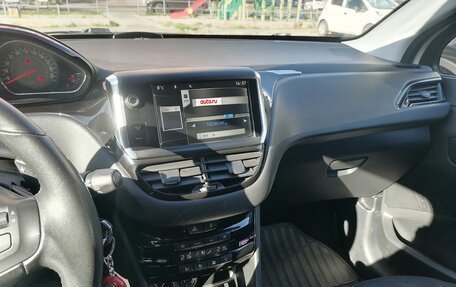 Peugeot 208 II, 2013 год, 660 000 рублей, 4 фотография