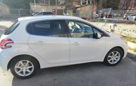 Peugeot 208 II, 2013 год, 660 000 рублей, 2 фотография