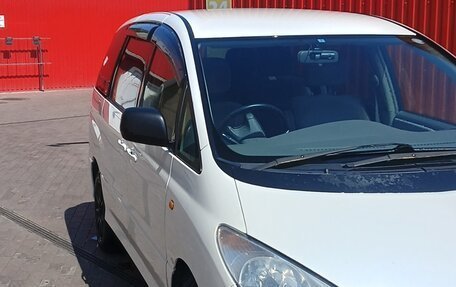 Toyota Estima III рестайлинг -2, 2002 год, 860 000 рублей, 13 фотография