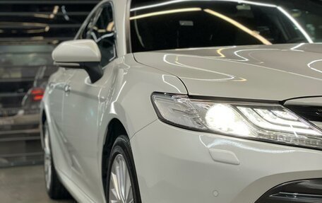 Toyota Camry, 2020 год, 2 400 000 рублей, 9 фотография
