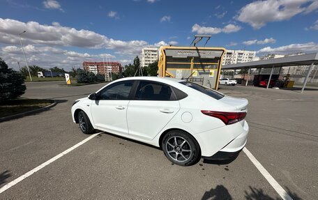 Hyundai Solaris II рестайлинг, 2020 год, 1 670 000 рублей, 3 фотография