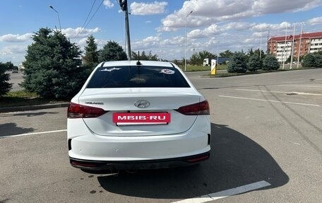 Hyundai Solaris II рестайлинг, 2020 год, 1 670 000 рублей, 4 фотография