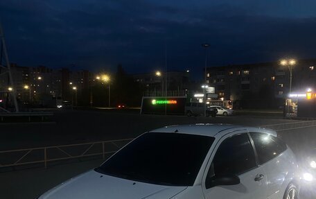 Ford Focus IV, 2001 год, 270 000 рублей, 3 фотография