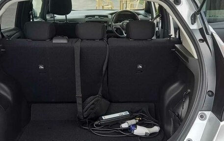 Nissan Leaf II, 2018 год, 1 350 000 рублей, 11 фотография