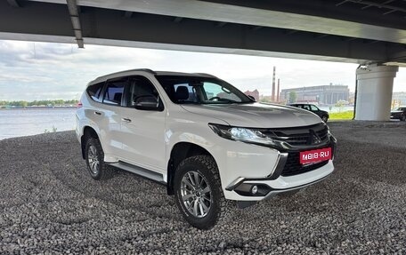 Mitsubishi Pajero Sport III рестайлинг, 2018 год, 2 700 000 рублей, 1 фотография